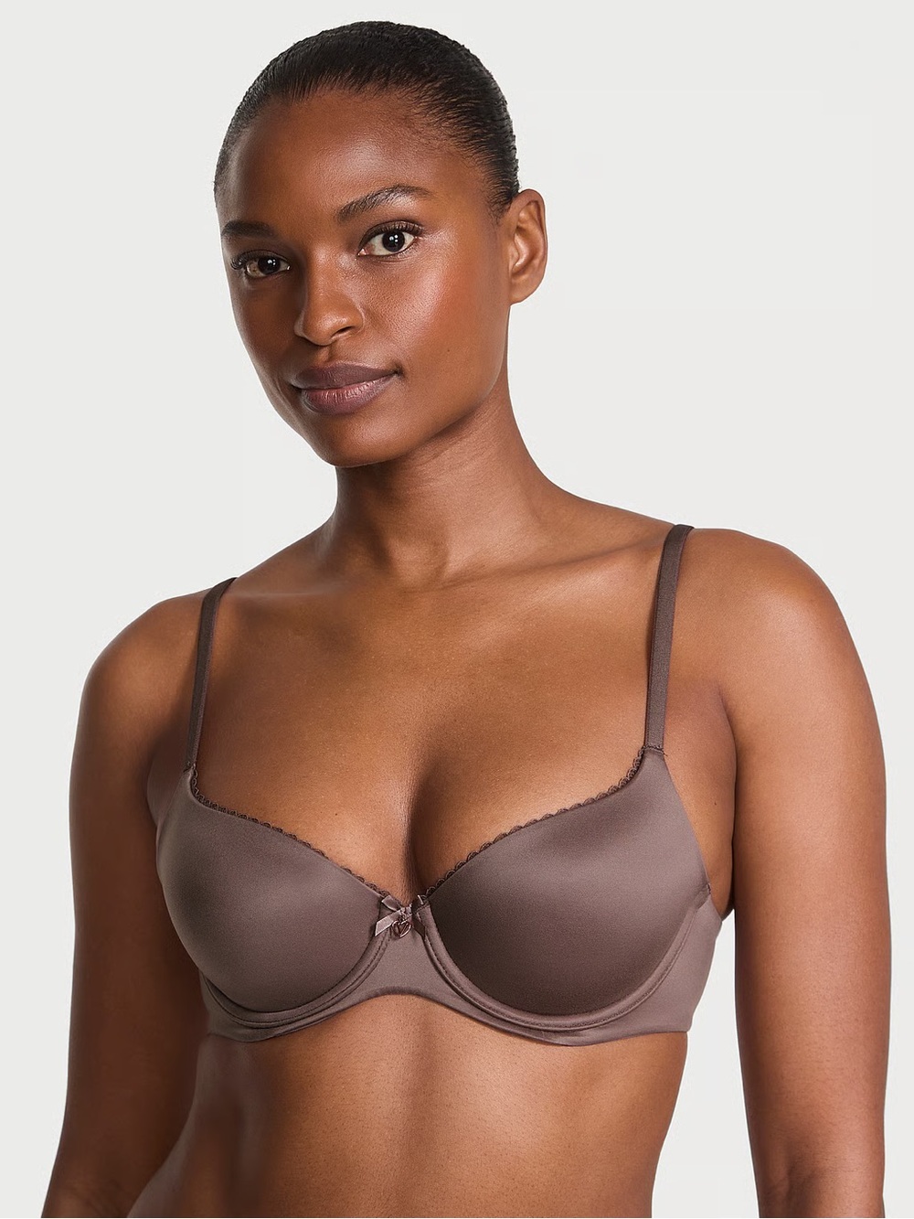 Victoria’s Secret Body by Victoria lightly lined smooth Demi bra
